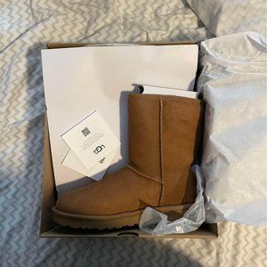 SOLD Women’s UGGs